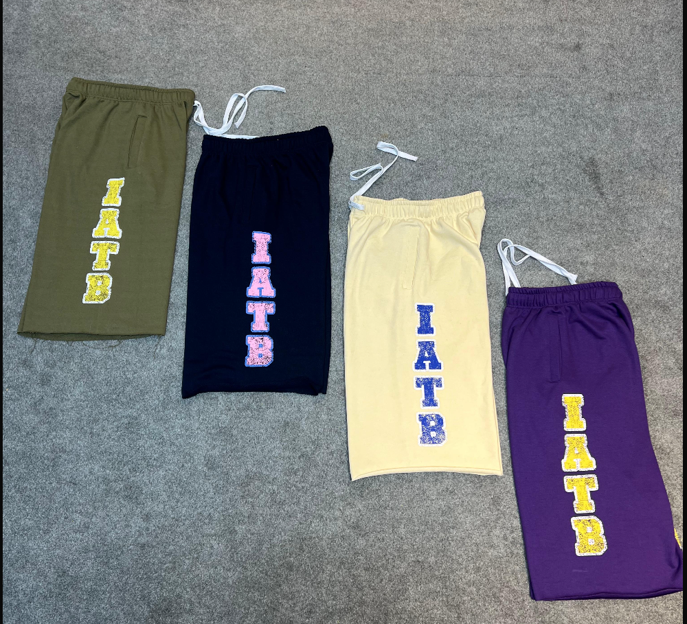 I AM TRENDING SWEATSHORTS