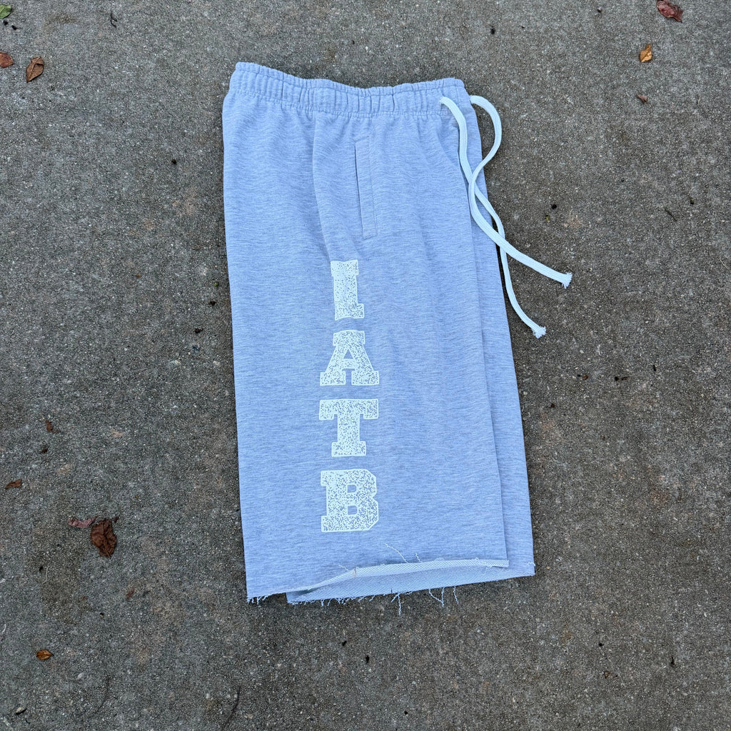 I AM TRENDING SWEATSHORTS